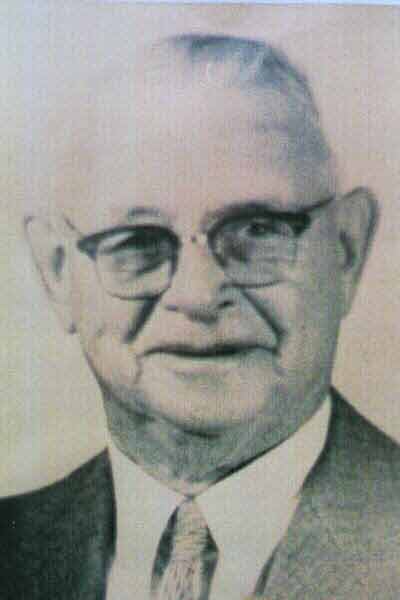 Charles.jpg (87094 bytes)