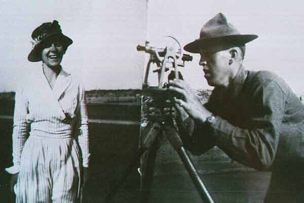 Rhode14.jpg (73082 bytes)